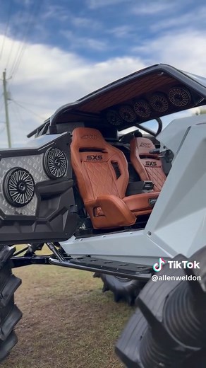 Polaris RZR Turbo Hits: Ultimate Off-Road Power