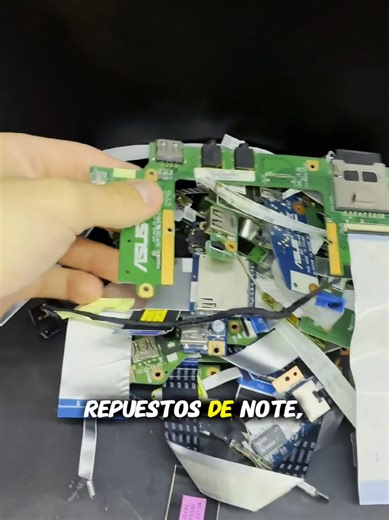 👆Ingresaron muchos repuestos de notebook!