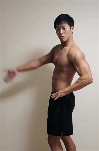 #筋トレ #マッチョ #競パン #イケメン #muscle