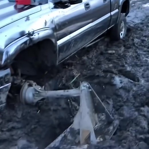 My Duramax Skis Work Better In Mud? #car #duramax #mud | Whistlindiesel