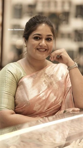 ಮೇಘನ ರಾಜ್ ಸರ್ಜಾ ⚜️❤️😍 | #meghanaraj #goldjewellery #joyalukkasshop #sellgold #shorts