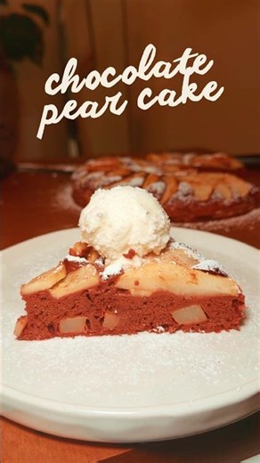 Chocolate Pear Cake 🍫🍐