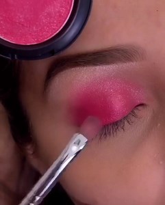 Makeup is so easy now With kashee’s cosmetics 😍😍😍💕💕💕💯💯💯 Kashee’s water color eyeshadow 🥰🥰🥰 to Order visi our website Kashees.com or call or WhatsApp 03452889230’ 03128834015💕 | Kashee's - Artist