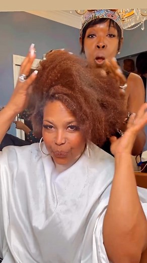 205K views · 9.2K reactions | Red hot transformation!! 掠 #liketheriversalon #transformationtuesday #shorthair #redhair #haircut | Like The River Salon | Facebook