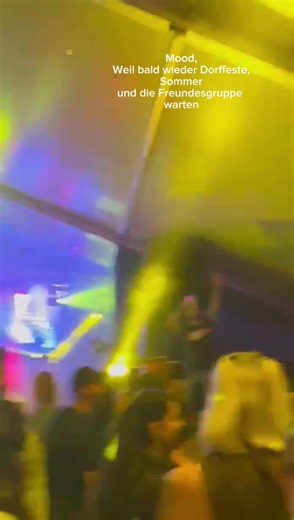 #dorffest #freundesgruppe #sommer #feiern #fyy @Emil @2takt.pieter @schusster11 @Felix Bartsch @... dieses Jahr müssen wir jedes dorffest mitnehmen😍