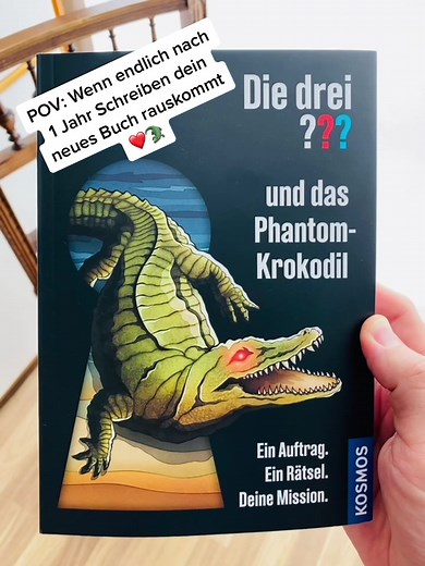 🐊Mein neuestes Buch 📖 😍 Ein Jahr haben meine Frau Cally Stronk und ich daran gearbeitet nun ist es endlich gedruckt und ab überall Montag erhältlich. Wer von euch hat es schon oder hat es vorbestellt? #autorenleben #christianfriedrich #berlin #pankow #berlin #diedreifragezeichen #diedrei??? #christianfriedrich #rockybeach #autorenalltag #bookrelease #buchpremiere #booktock