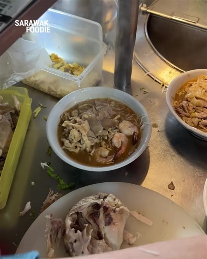 281K views · 5.1K reactions | 40 plus years of Laksa Legacy!! | Sarawak Foodie | Facebook