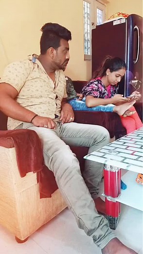 Bachon k samne apni biwi ki izaat karo 🙏🙏 #irfasfam #pageforyou @asmashariff786 @shafique_sk25