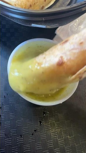 We can't get enough of the Serrano sauce 👀💚 #miguelsjr #serrano #dippers