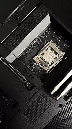 GRIGOBYTE on Instagram: "📦 Unboxing and assembling the beautiful NZXT N7 B650E motherboard ... #pc #pcbuild #pcbuilding #pcbuilder #pcbuilds #pcsetup #pcgaming #gamingdesk #gamingsetup #gamingpc #gaming"