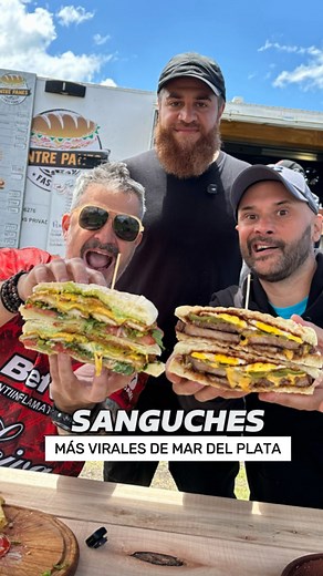 🥪 ENTRE PANES Esto es @entrepanesmdq y Leo su creador vivió en Málaga 5 años volvió para Mardel y puso un food track donde la gente se amontona a comer Sus Sanguches típicos del pan de Málaga 🥪Los sanguches son gigantes xxl para dos personas re cargados ✔️Campero de Pollomole ✔️Campero de milanesa: ✔️Campero de bondiola BBQ: ✔️Burger XXL de cerdo $14.000 cualquiera. Son como para compartir. 📍Está ubicados Concepción arenal 3940, La Canchita de los Bomberos/ MAR DEL PLATA ⏰Abierto de Martes a 