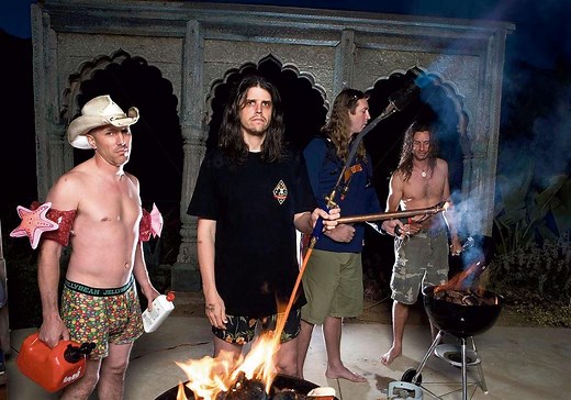 INVINCIBLE (EN ESPAÑOL) - Tool - LETRAS.COM