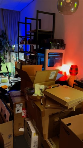 MakerSpace.Online on Instagram: "Short update from my side! I’ve been #offline for a bit.. As I enjoyed a holiday and I am moving (this week!), you get a sneak peek of my new #HappyPlace! Most 3D printers are moved over. Still have to move all my furniture. And loads of other stuff! Stay tuned!!! I’ll be back soon! #moving #makerspace #3dprinting"