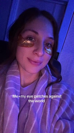 Benefits of Using Eye Patches for Skincare