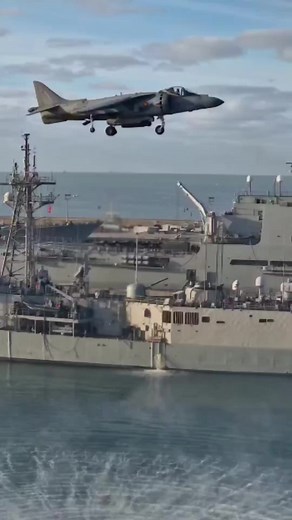 28K views · 735 reactions | #fighterjet #jetfighter #fighterpilot #topgun #military #drones #aviation #militaryaviation #planes #airplanes | Jet Fighter Ride | Facebook