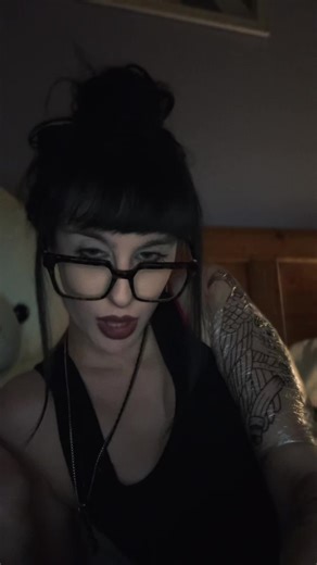 Video di 80sgirl (@80sgirl21) con original sound - emma