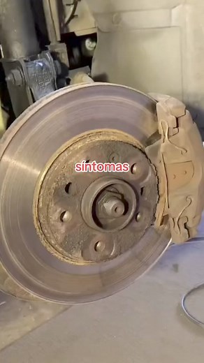 19K views · 141 reactions | Por supuesto:---Estos son los síntomas del disco de freno de tu vehículo en mal estado.#Mecánica #SeguridadVial #AutoCuidados #DiscosDeFreno #MantenimientoVehicular #TallerMecánico #MotorRacing--- | Motors Racing | Facebook