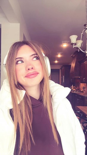 Exploring Frank Ocean's Soulful Music and Edits