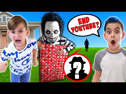 WHO SENT LAUGHING JACK TO GET US?! FUNhouse Family Christmas Mystery