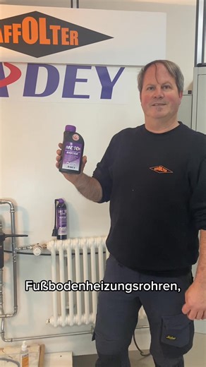 Mit dem MagnaClean MC10 Biozid halten Sie schädliche Mikroorganismen in Schach, die Ihre Heizungsanlage verstopfen und die Effizienz verringern können. 🦠 | Affolter Chemie