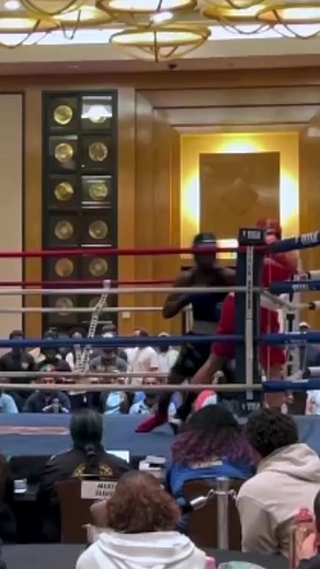 Foundations are key to build from, don't move onto comps if you don't know about ring generalship. #professionalboxing #boxer #boxingcompetitions #boxingfoundations #boxingprincipals #boxingtechnique #fighter #fighting | Master Boxing