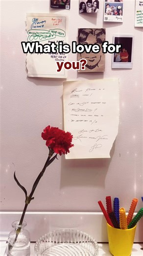 Sorry, late post, may ka-Valentine's lang. 🥰 May iba't ibang kahulugan ang pag-ibig para sa ating lahat. Alamin ang kahulugan ng pag-ibig para sa mga isko at iska. Kayo, ano ang pag-ibig para sa inyo? ❤️ #ValentinesDay #Valentines #UPDiliman | UP Diliman