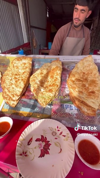 Exploring Afghan Cuisine: From Kabuli Pulao to Mantu