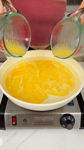 2.2M views · 4.4K reactions | New way to make scrambled eggs! I boil eggs in water to create the most delicious and healthy scrambled eggs. This is better than using oil! | Sam and Allie | Facebook