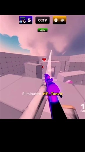 1v1 for 3 skin cases and 1k robux at 100 subscribers👍🔥