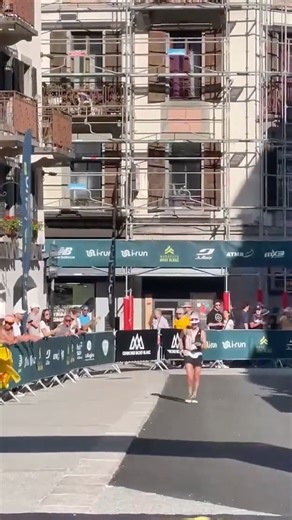 58K views · 995 reactions |  L'arrivée d'Hélène Dassy, 12e féminine au général ce vendredi et première de tous les Belges engagés sur le 90 Km du Mont-Blanc  | Belgium Running | Facebook