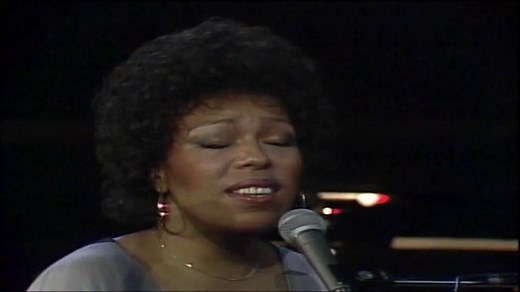 ROBERTA FLACK First Time Ever I saw Your Face (1975)