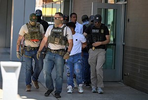 ICE is recruiting agents with incentives, massive ad campaigns. Sheriffs aren't happy.