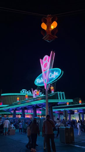 Lightning McQueen at Disneyland ⚡️🏁 #cars #mcqueen #disneyland #california | nathalyarrudareal