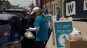 Chicago's Wrigley Field turned into food pantry