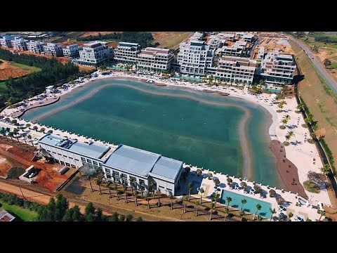 New PerfectSwell® Surf Pool at Boa Vista Village