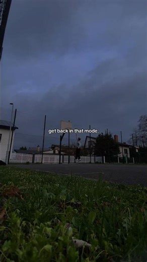 Bro… this is your one shot. Lock in. #basketball #mentality #selfimprovement #motivation