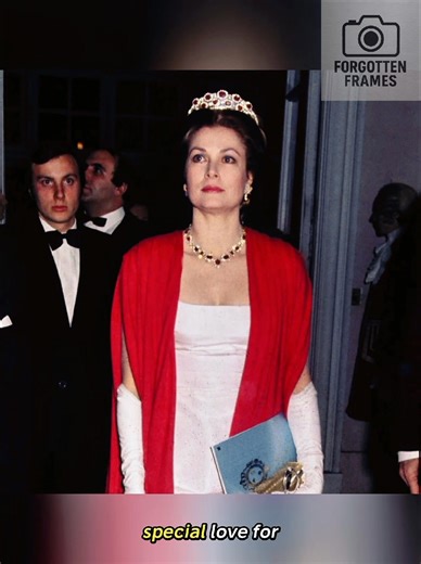 The incomparable Princess Grace of Monaco, known to the world as Grace Kelly, frequently chose rubies — a fitting tribute to Monaco’s iconic red and white. In 1973, she attended a fundraising gala at the Palace of Versailles wearing an extraordinary ruby and diamond set, believed to be loaned by Van Cleef & Arpels. #fyp #explorepage #fblifestyle #engagement | Forgotten Frames