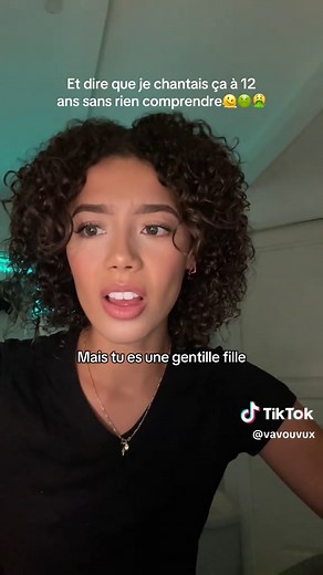 La métaphore des « lignes floues » suggère que la frontière entre le oui et le non serait incertaine, alors qu’en réalité le consentement doit être explicite et enthousiaste. Derrière son ton festif et séducteur, la chanson véhicule l’idée dangereuse qu’un désir peut être deviné ou arraché malgré un refus ou une absence de consentement clair, ce qui banalise la pression et la coercition sexuelles. Ce message a conduit plusieurs universités et associations à la bannir de soirées étudiantes et à l