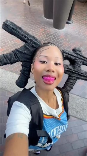 Sukii Baby from Drakes album cover all pink grillz 🥶 I’m fw these what about yall #grillz #jewelry