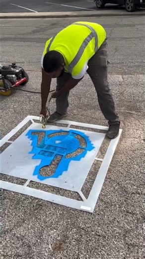 You Had One Job: Parking Lot Edition 🤦‍♂️