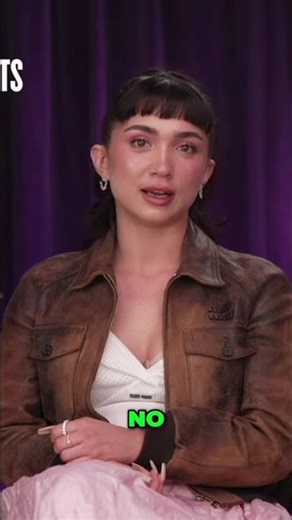 Book to Movie Magic & Elisabeth Moss on Set #shorts