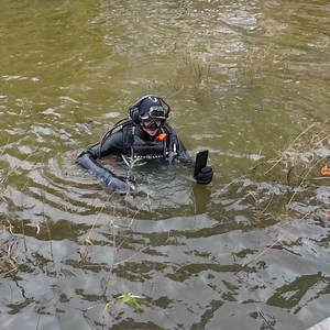 20K views · 636 reactions | Found Lost iPhone in Swampy Lake and Returned to Owner (Metal Detecting) | Nugget Noggin | Facebook