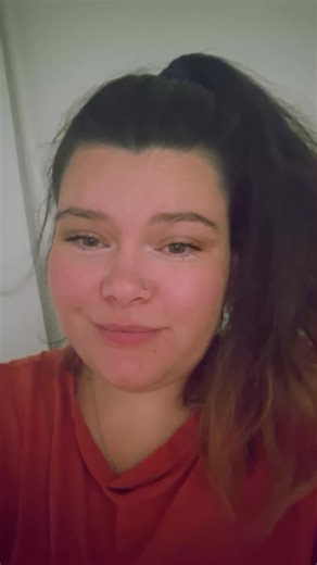 Amy Gamble (@amygamble96)’s videos with Locksmith - Chanin