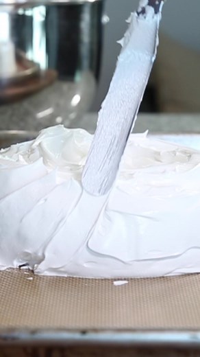 Pavlova is coming. It’s a meringue cake. You out tart fruit on top. A New Zealand/Australian summer dessert. It’s fantastic #dessert #pavlova #foryou