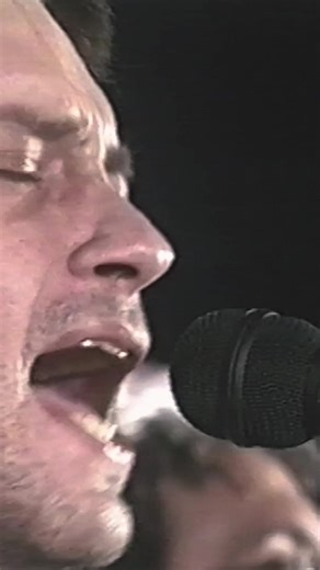 Party Time Tour 25/26 29.10.25 Leer Zollhaus 30.10.25 Oldenburg Buddel Bar 31.10.25 Lübeck Rider's 1.11.25 Duisburg Bora 4.11.25 Zürich, Dynamo 5.11.25 Freiburg Atlantik 6.11.25 Freiburg Atlantik 7.11.25 Karlsruhe Alte Hackerei 8.11.25 Bad Hersfeld Buchcafé 13.11.25 Frankfurt Nachtleben 14.11.25 Geislingen MIEV 15.11.25 Heubach QLTourRaum 11.12.25 Aachen Barbarossa 12.12.25 Bochum Bhf Langendreer 13.12.25 Mainz Schon Schön 17.12.25 Bonn Harmonie 18.12.25 Saarbrücken Garage 19.12.25 Wuppertal LCB