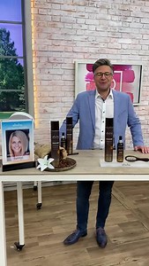 Heute bei QVC 😍 - Unsere ahuhu COFFEIN SERIE. Mit unserem Set, bestehend aus dem Coffein Haarspray strong hold & shine, dem Coffein Thickening Styling Spray und unserer Bürste, bist du perfekt gestylt für die neue Woche. Jetzt unbedingt QVC Beauty einschalten und unser ahuhu COFFEIN Tagesangebot shoppen ❤️. | asambeauty.com