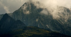 Hiking in the Alps - Shot on BMPCC4K