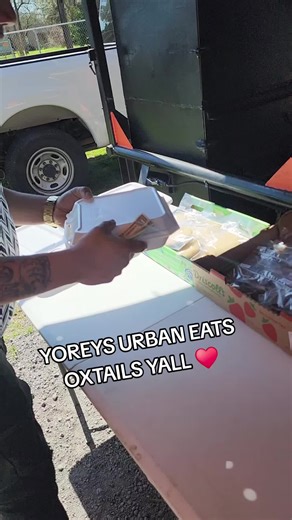 OXTAILS YALL ... THIS IS WHAT WE DO AT YOREYS URBAN EATS #TIWWD #BBQ #FOOD #SOUTHEND #SMOKE