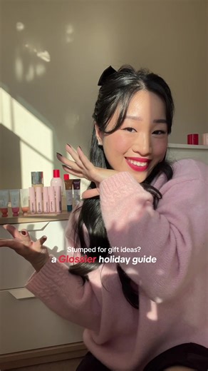 The best time of the year to shop gifts is Glossier’s Black Friday sale 🎁 With shopping made (even) easier with this gift guide courtesy of @angelaypark! Shop 25% off (and 30% off qualifying orders) on Glossier.com in stores! Exclusions apply. #glossier #bfcm #blackfriday #cybermonday #glossiersale