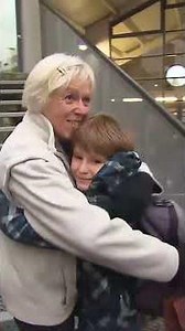 "Plus ça va, plus c'est aux grands-parents d'assumer les enfants" #shorts